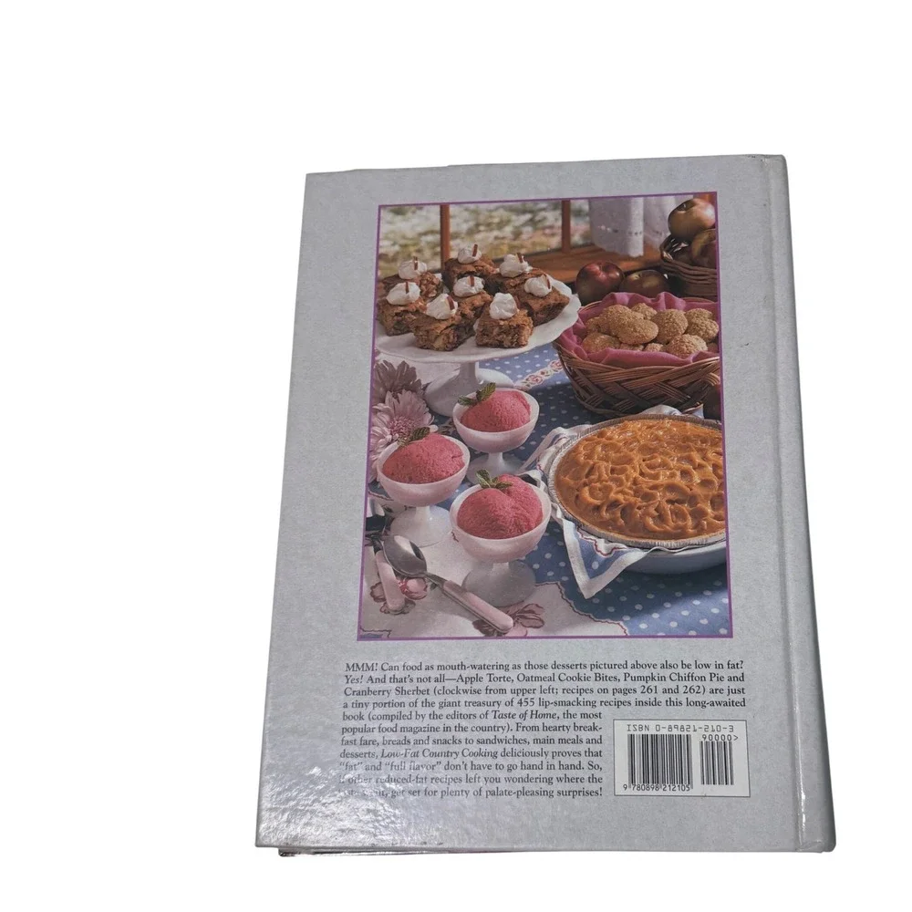 Taste of Home Low-Fat Country Cooking Cookbook 1997 1st Edition 455 Recipe